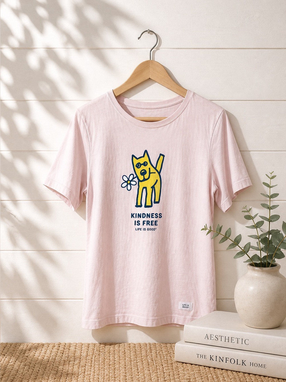 Life is Good dog Kindness is Free short sleeve pink T Shirt size M